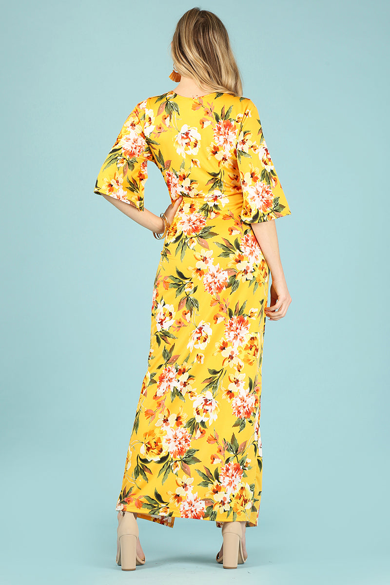 Floral print maxi dress with center bodice twist.